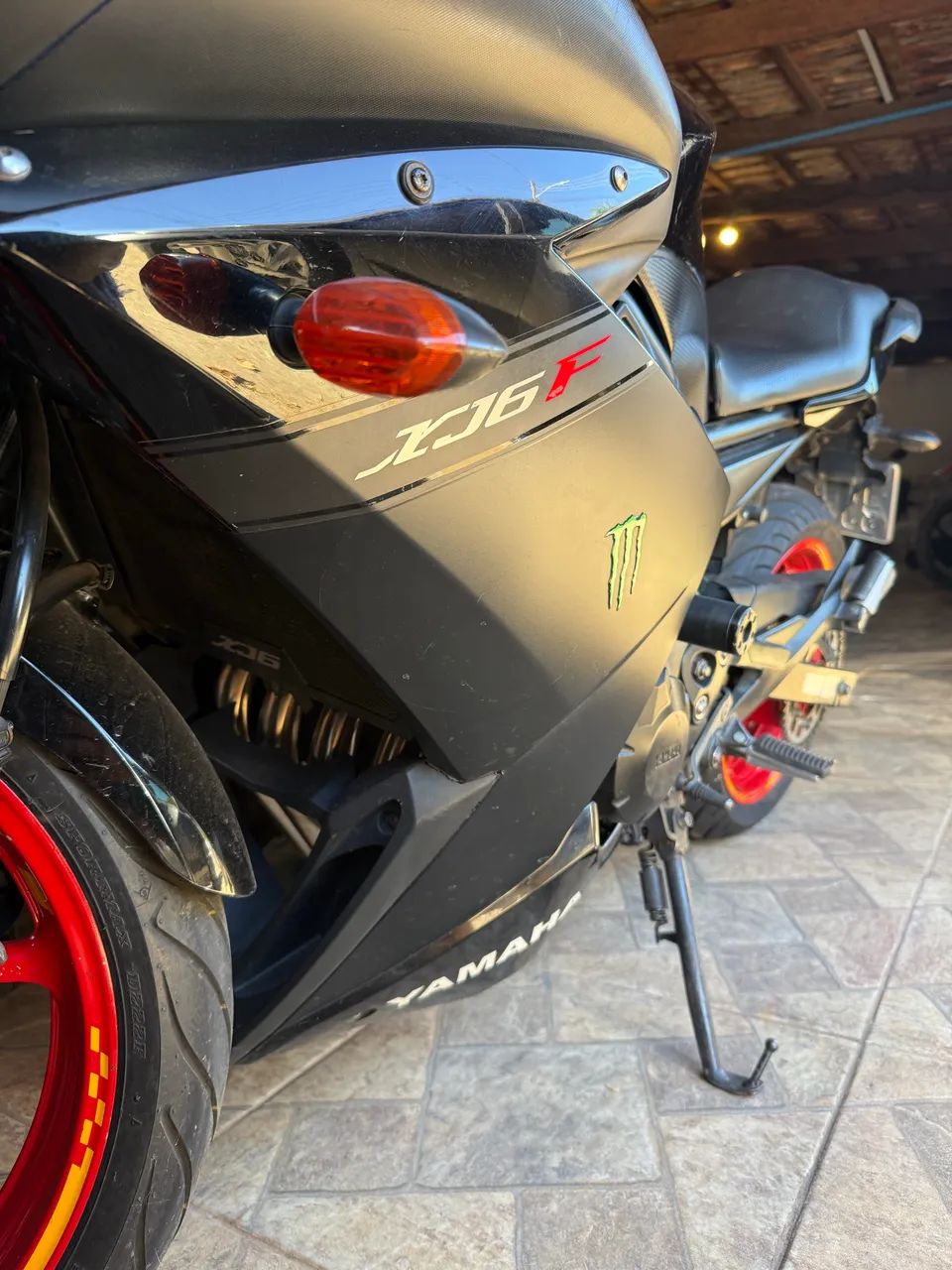 XJ6 F - Foto 4