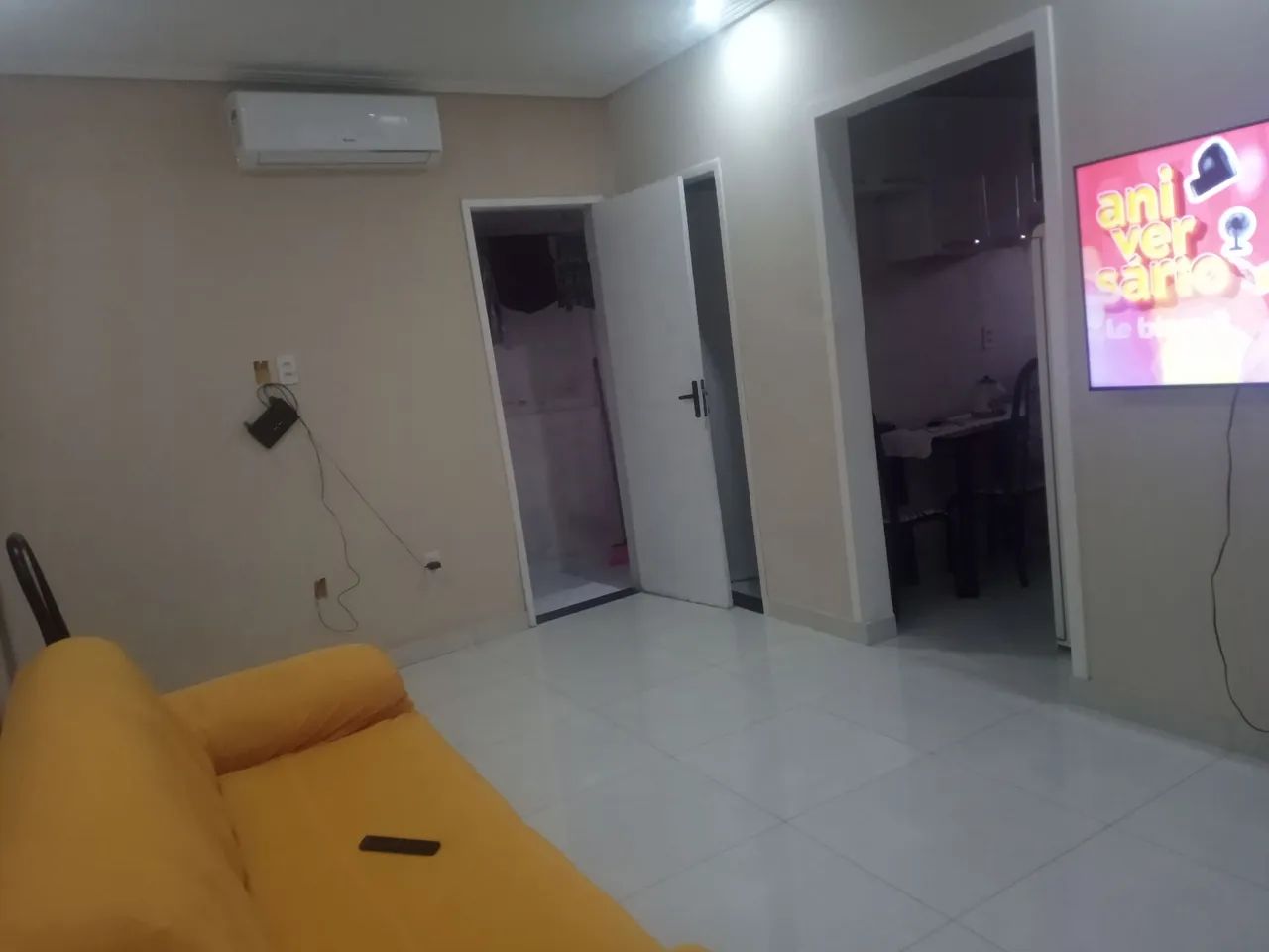 Vende-se uma casa ,e uma kitinet  - Foto 4