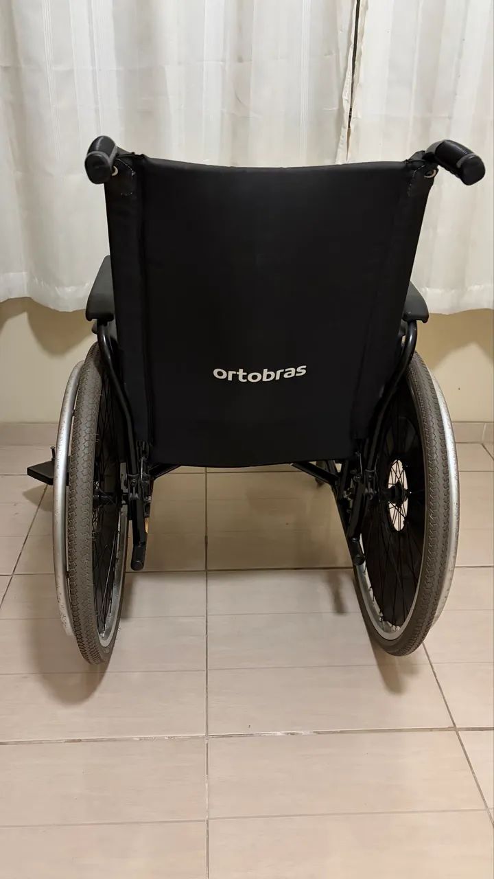 Cadeira de Rodas - Foto 3