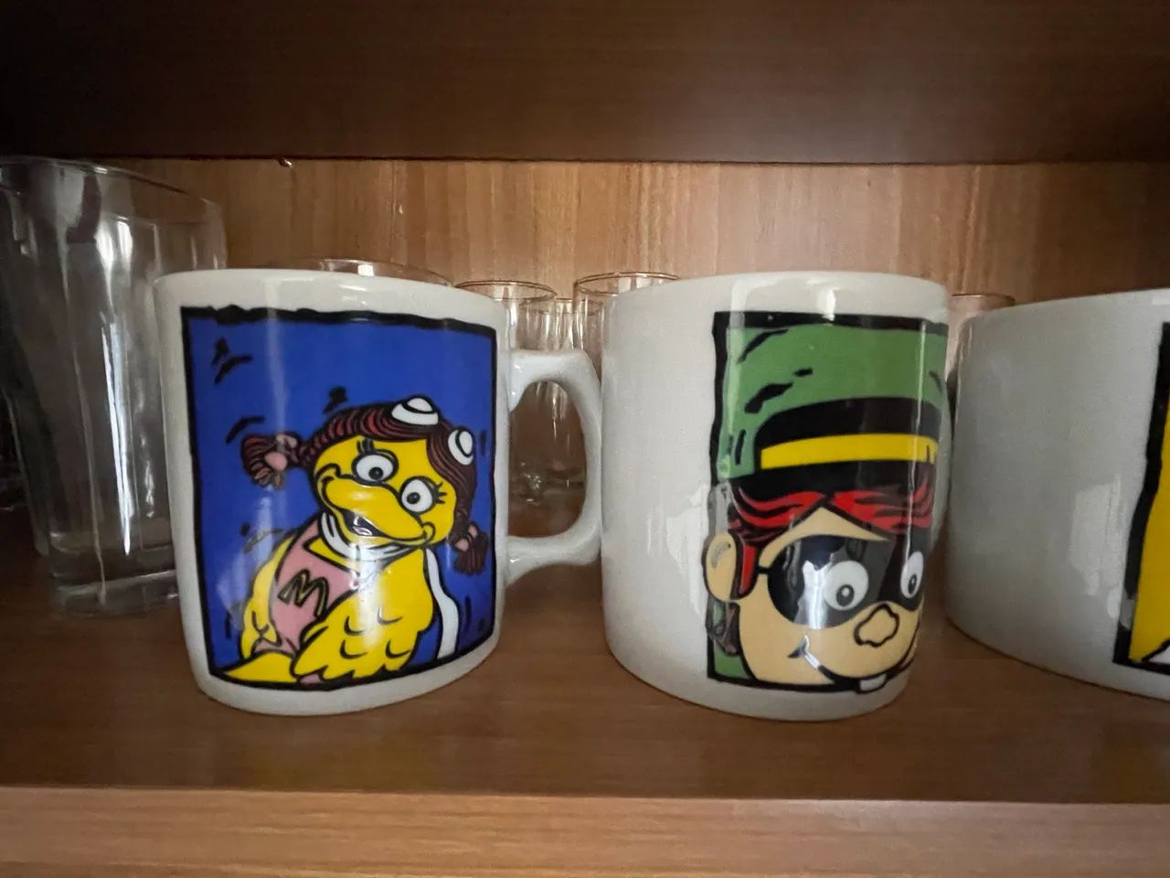 Canecas de louça McDonalds para  colecionadores ? . .  - Foto 3
