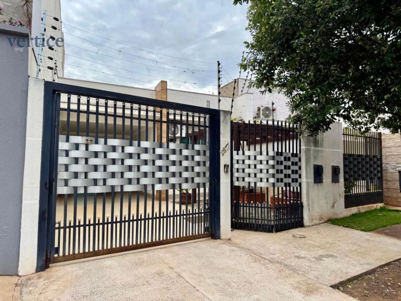 Casa à venda em Maringá, Jardim Monte Rei, com 3 quartos, com 150 m² - Foto 2