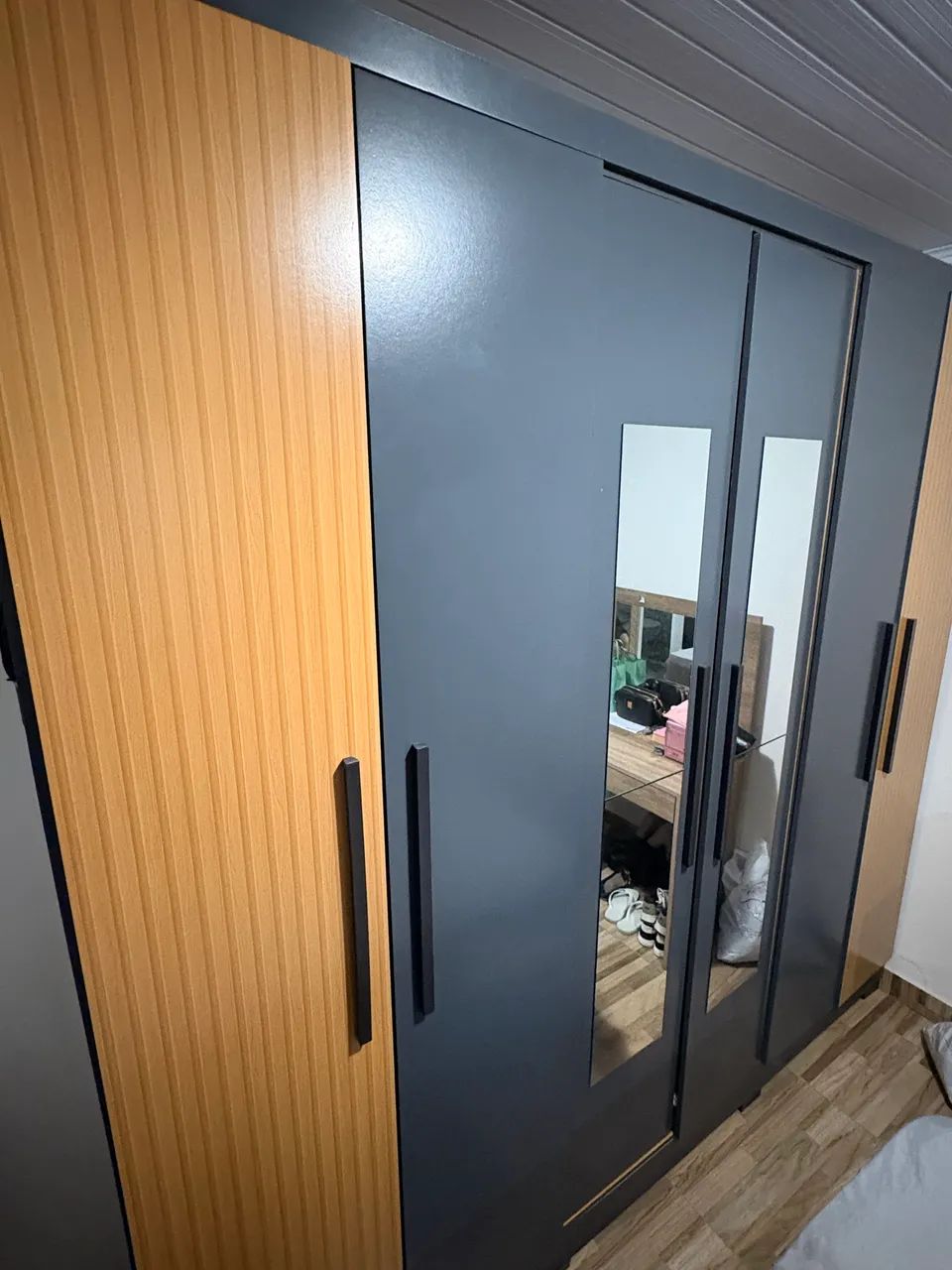 Guarda Roupa