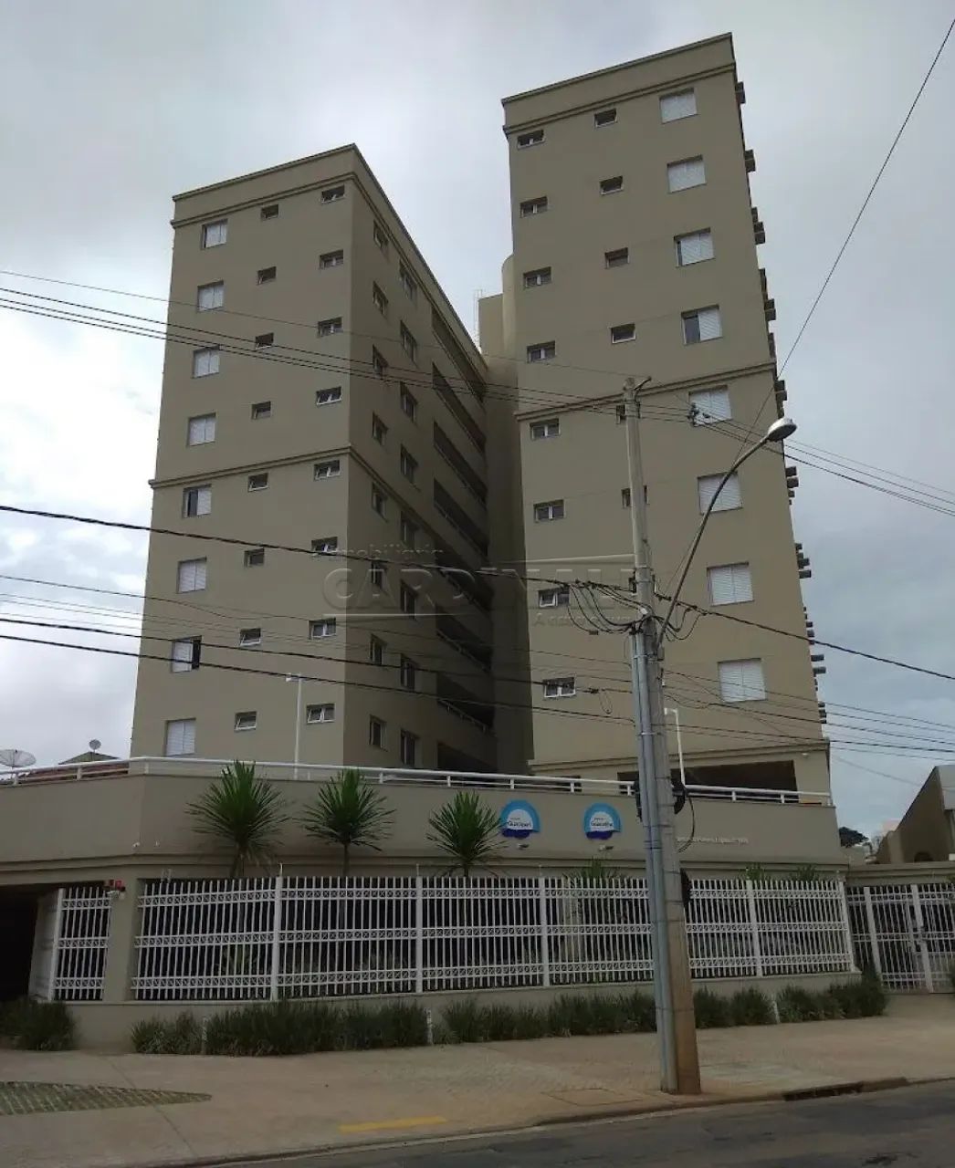 Apartamento com 2 dormitórios sendo 1 suite