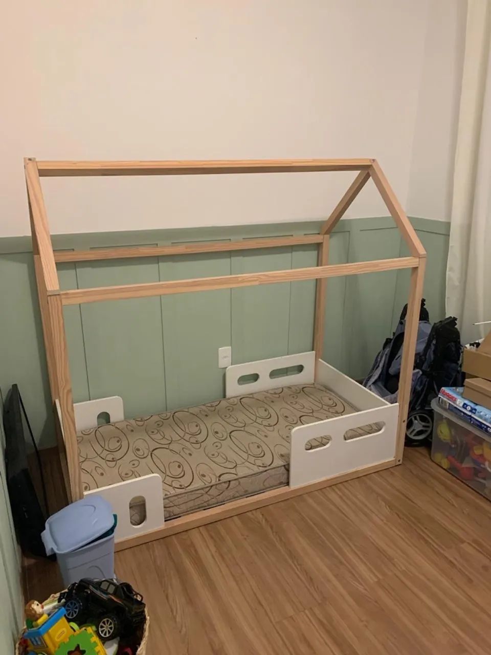 Cama montessoriana com colchão  - Foto 2