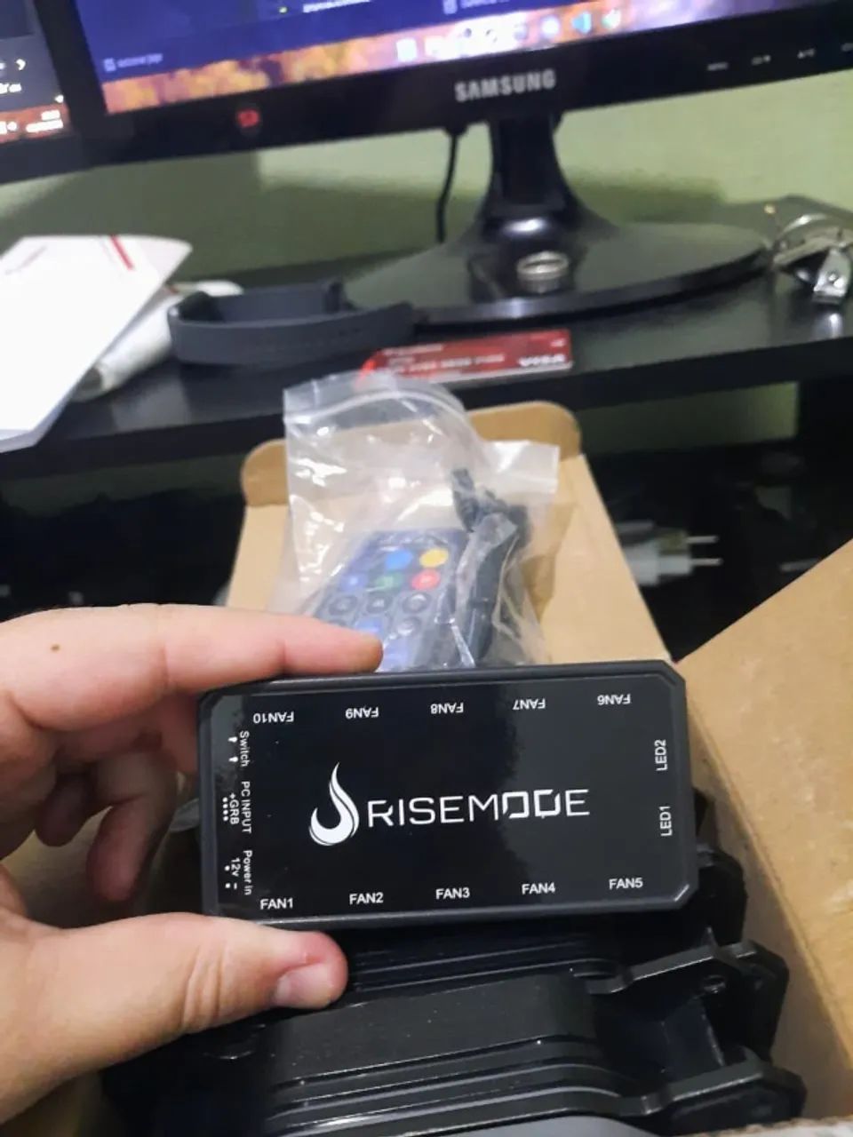 Kit de Fans RGB Rise Mode com Controladora - Foto 4