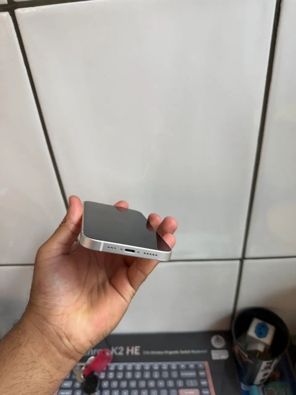 Vendo iPhone 14 128 branco - Foto 3