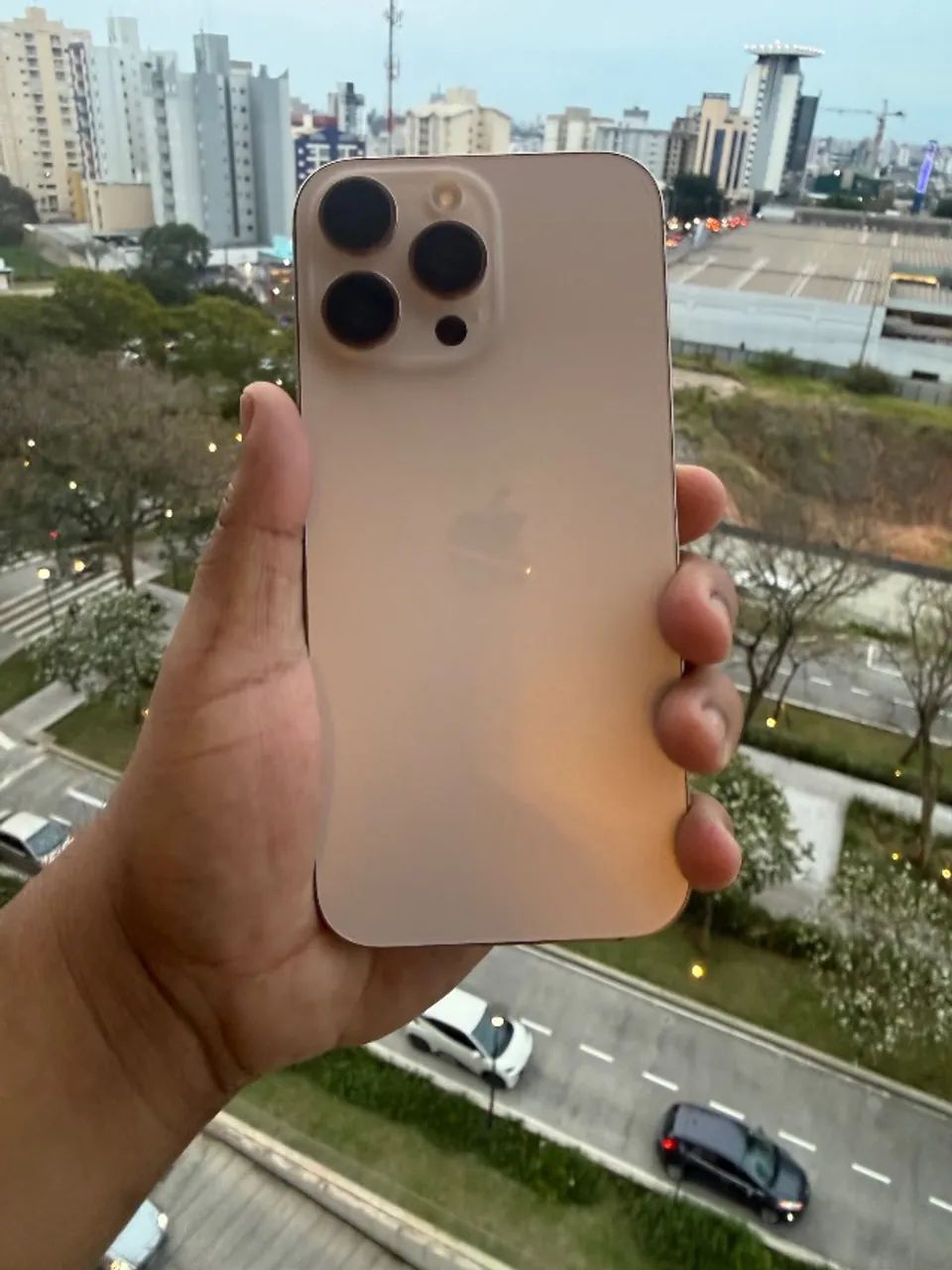 16 pro max cor desert ( aparelho usado ) - Foto 3