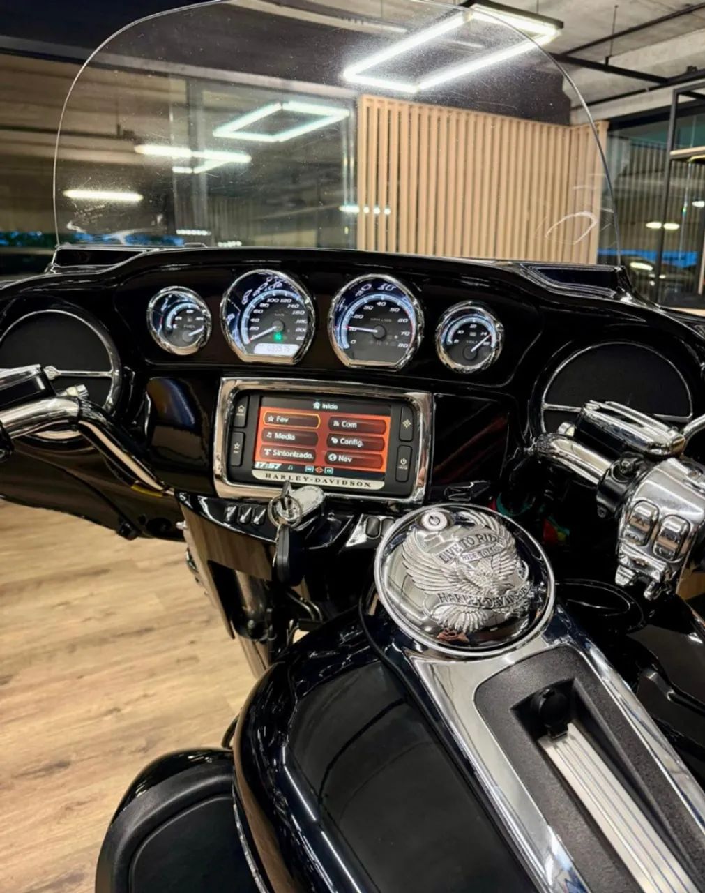 Electra Glide Ultra Limited Flhtk 2017 - 1521436173 | OLX