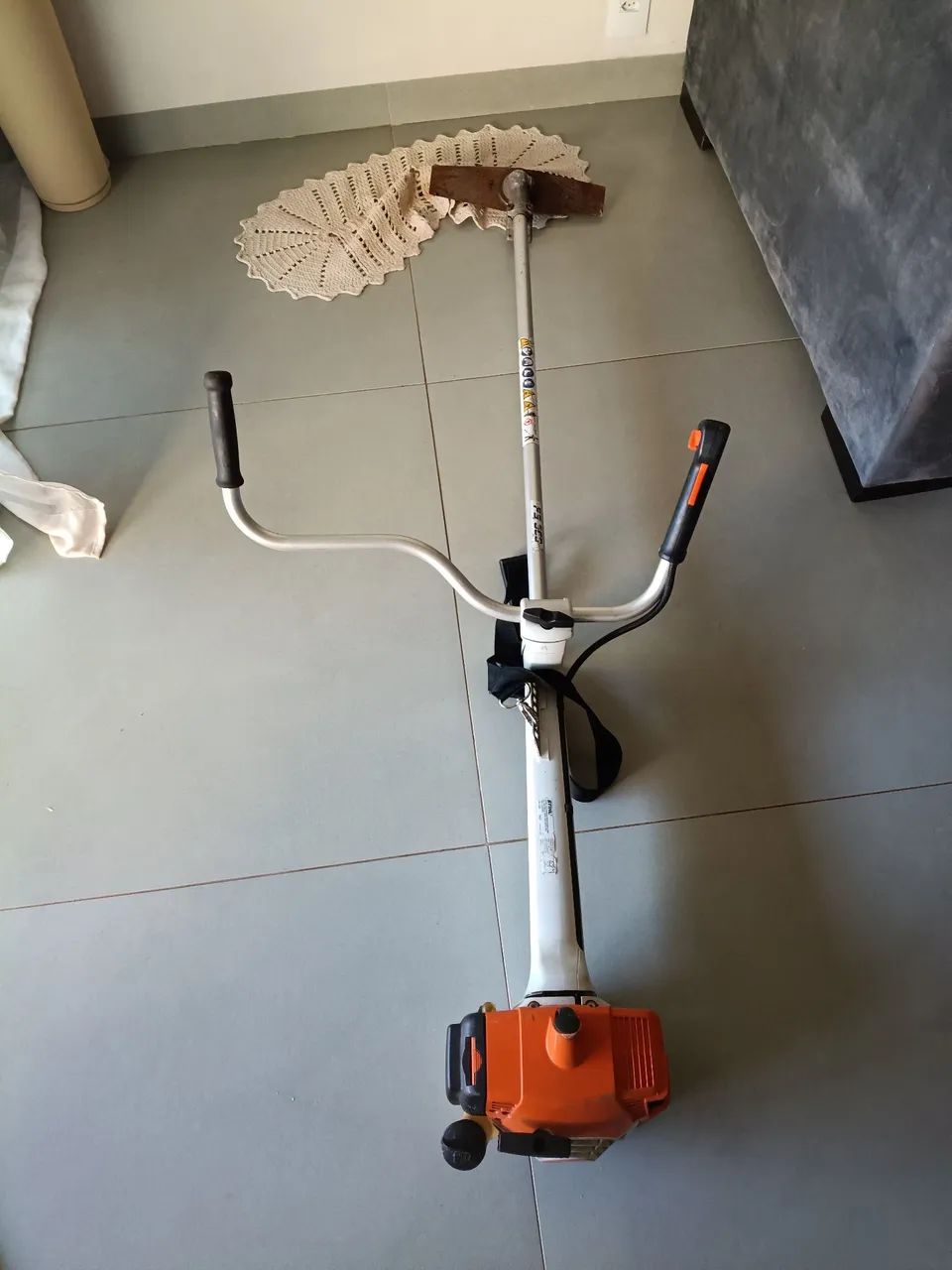 Roçadeira Stihl 350 - Foto 2