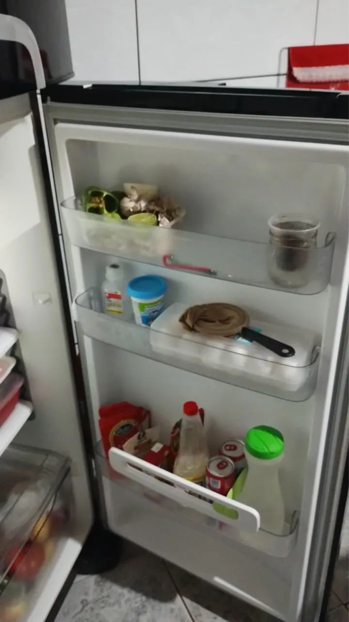 Vendo geladeira  - Foto 3
