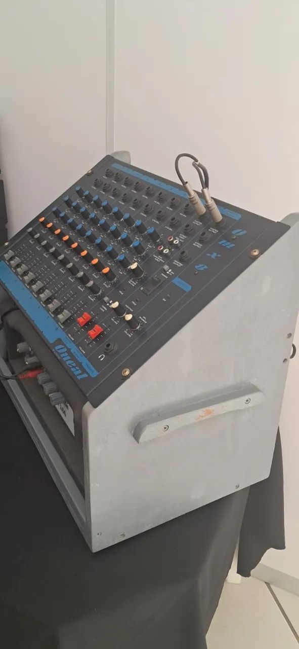 Mesa 8 canais, amplificador, Usb bluetooth e caixas de 12". - Foto 4