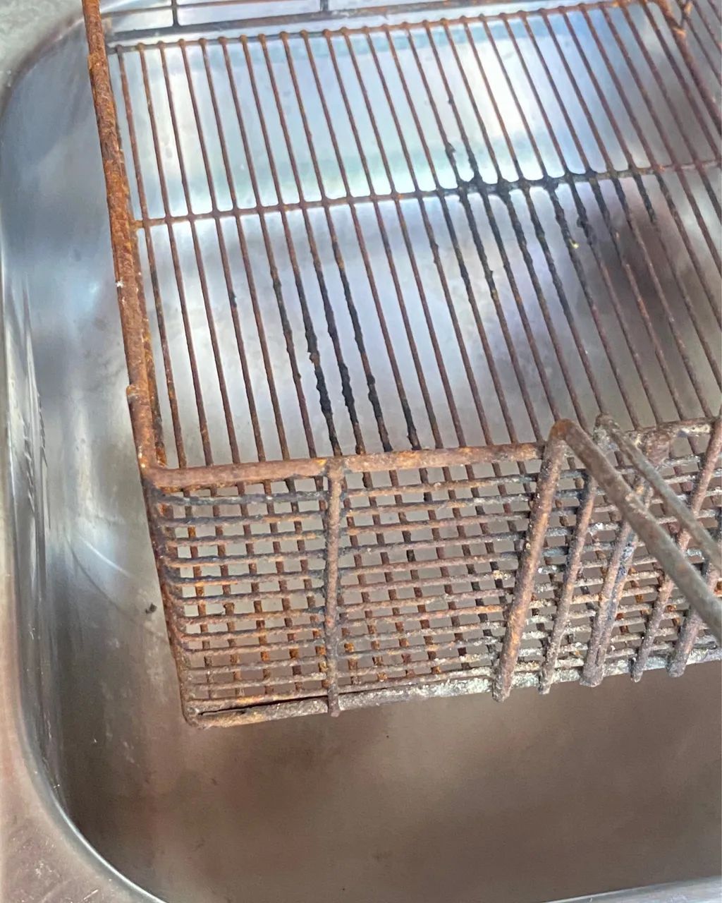     Fritadeira Industrial a Gás Dupla 2 Cubas - Foto 3