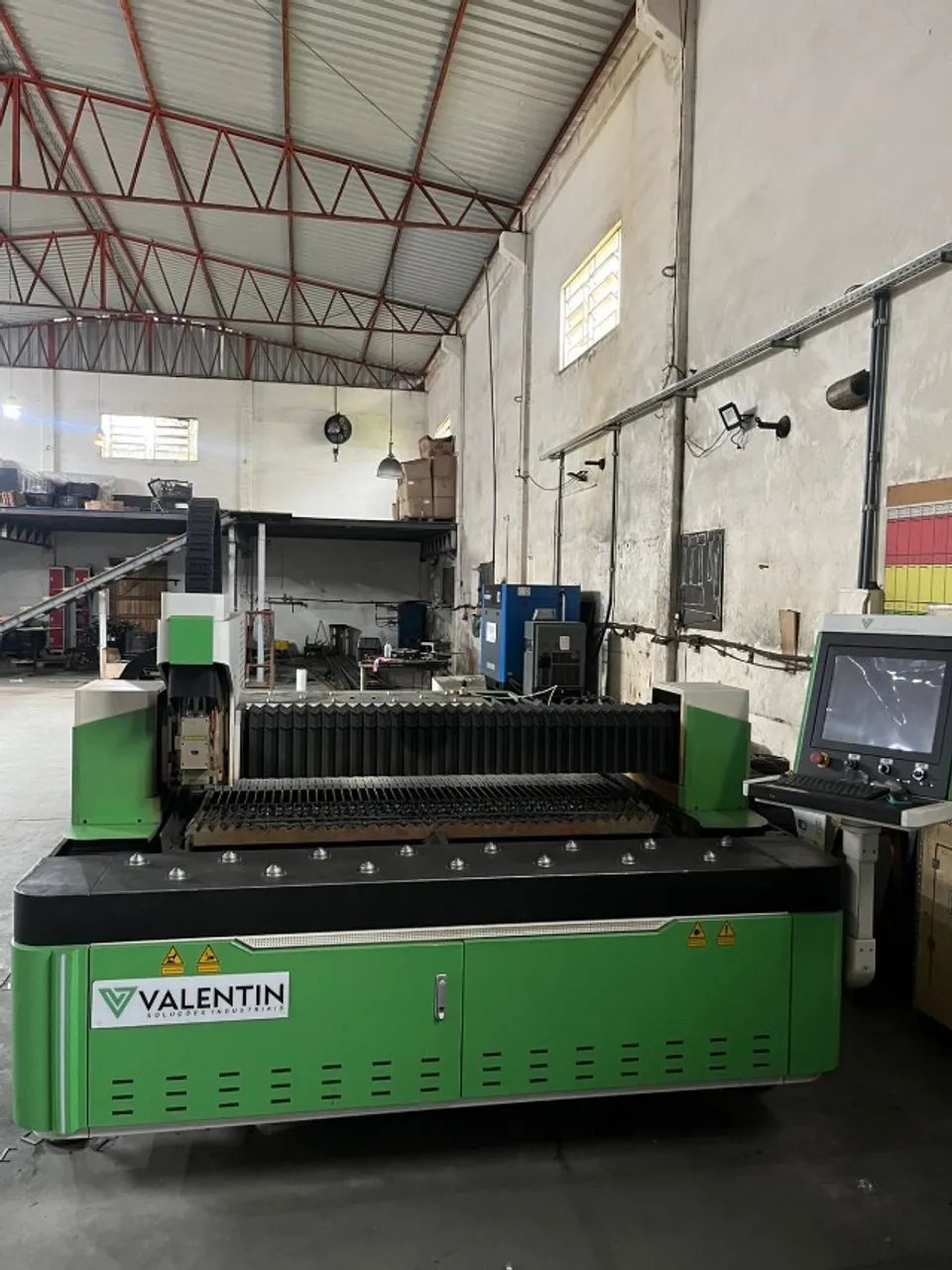 Máquina de Corte a Laser e Compressor - Foto 4