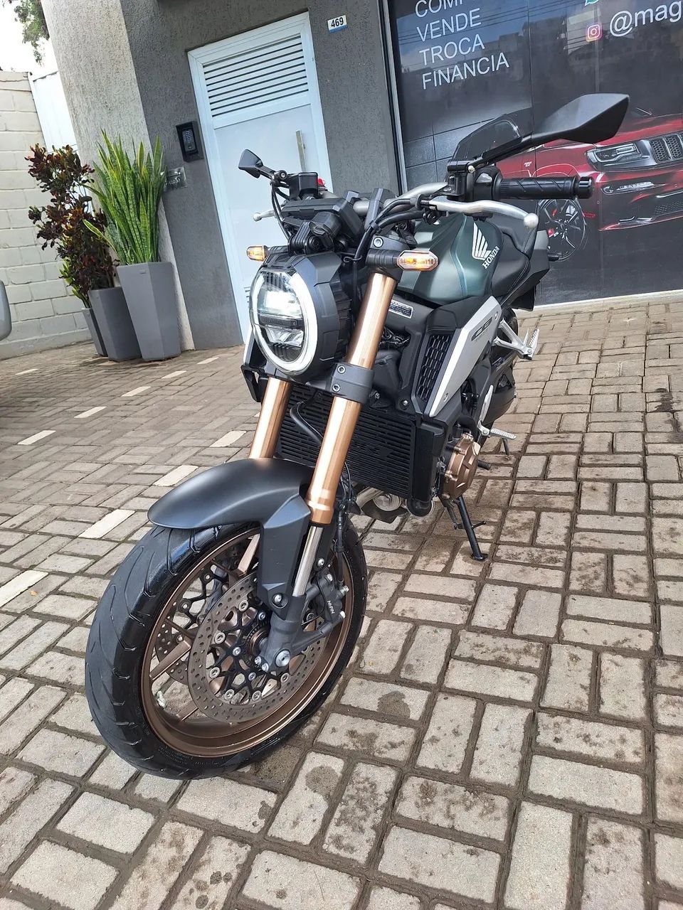 CB650R - Foto 4