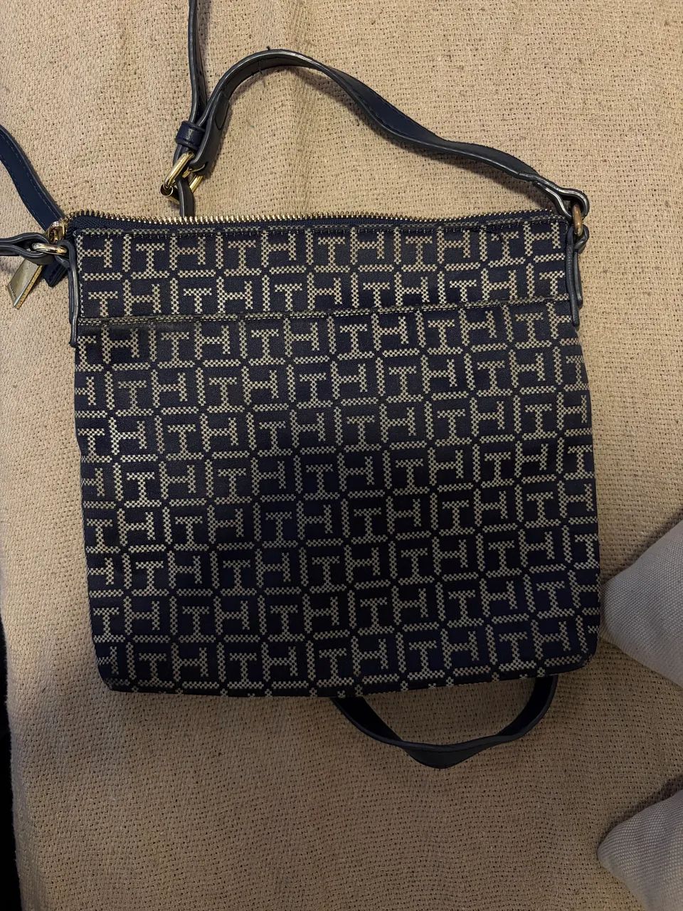 Bolsa Tommy Hilfiger original  - Foto 2