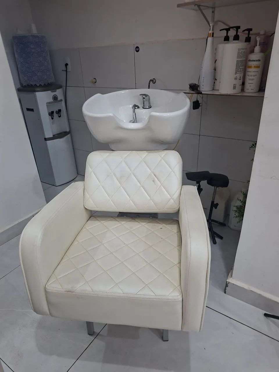 CADEIRA HIDRÁULICA E LAVATÓRIO,  KIT LINDÍSSIMO . - Foto 2