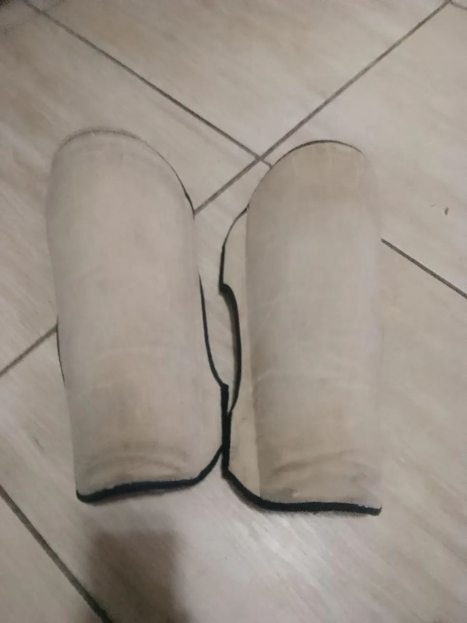 Caneleira muay Thai 