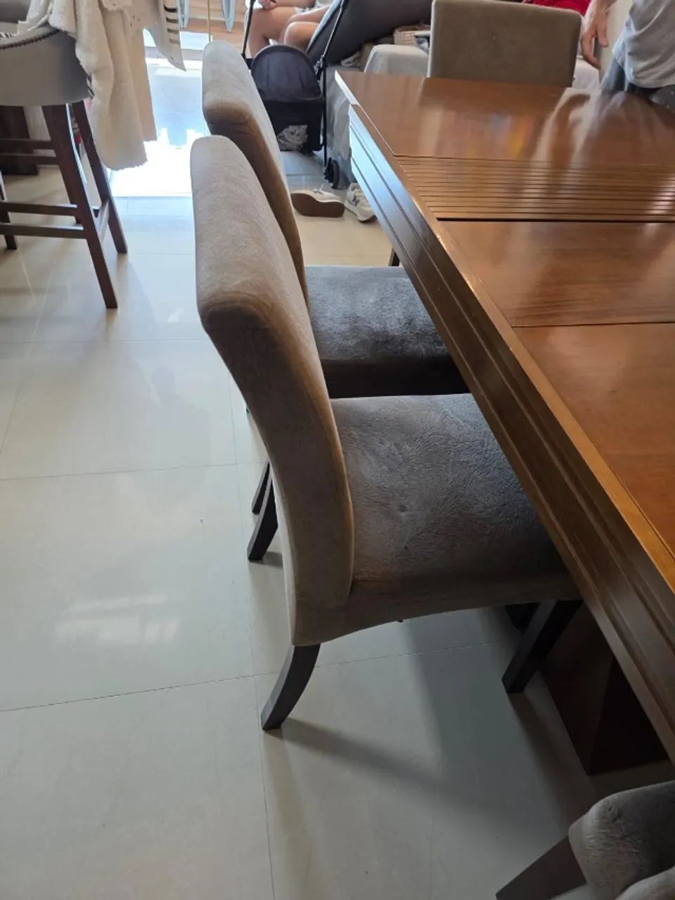 Mesa de Jantar Extensível com 6 cadeiras - Foto 4