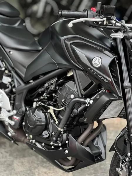 YAMAHA MT03 ABS 2023 - Foto 4