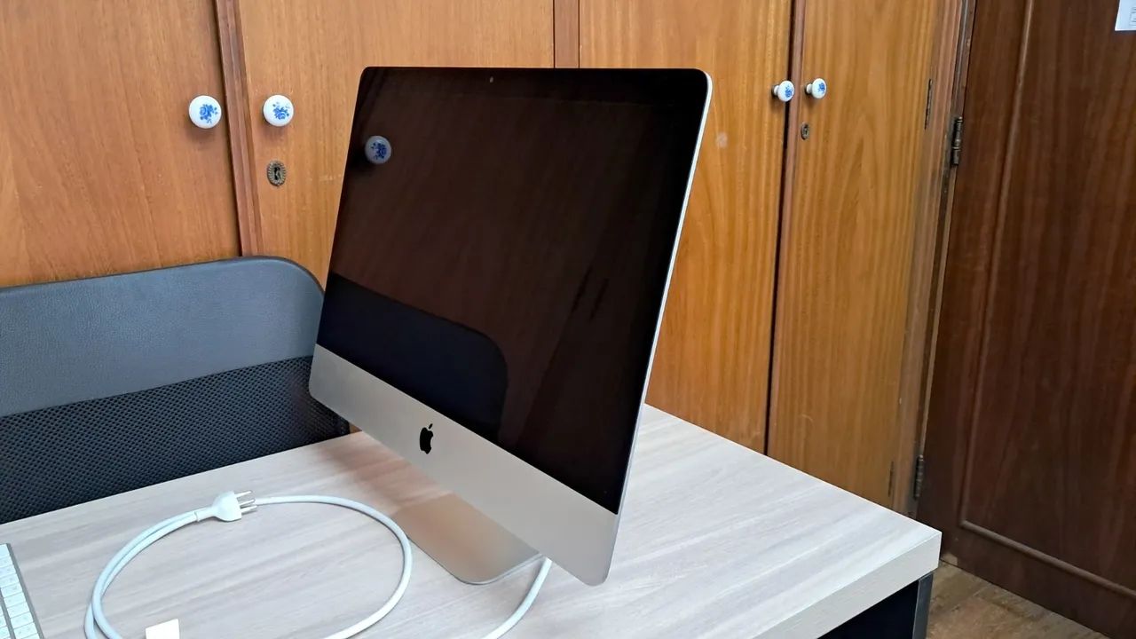 iMac 21,5? 2015 | Core i5 | 8GB | HD 1TB | Magic Mouse + Keyboard - Foto 2