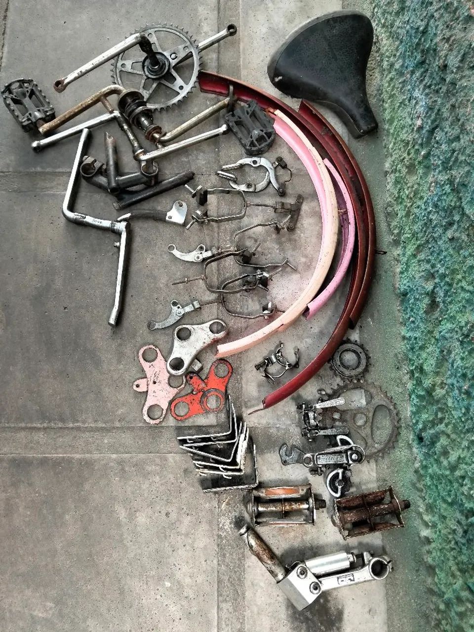 Peças de bicicleta antiga
