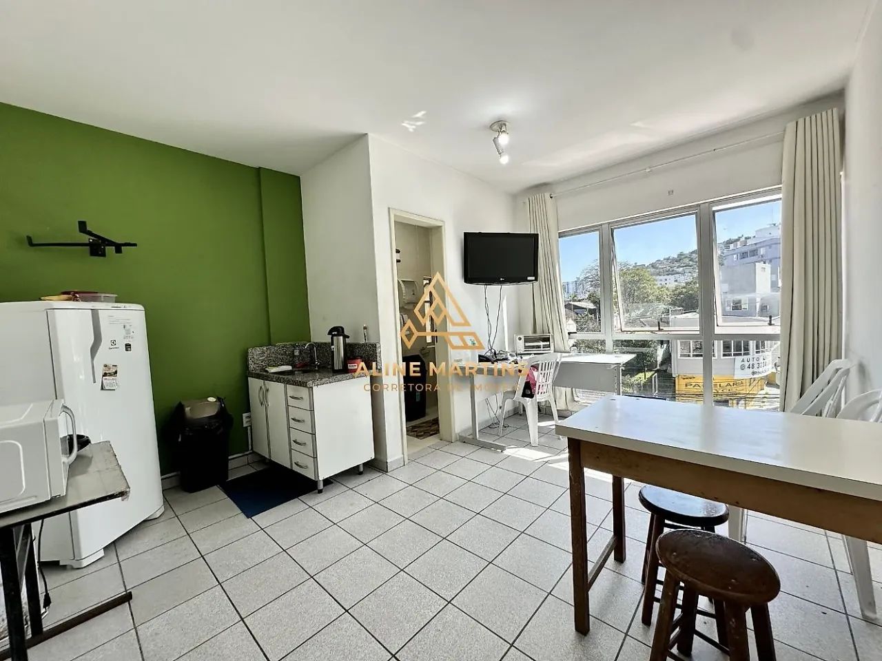 Sala Comercial na Trindade! - Foto 4