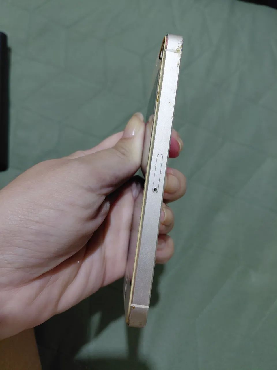 um iPhone 5s, modelo A1533. - Foto 4