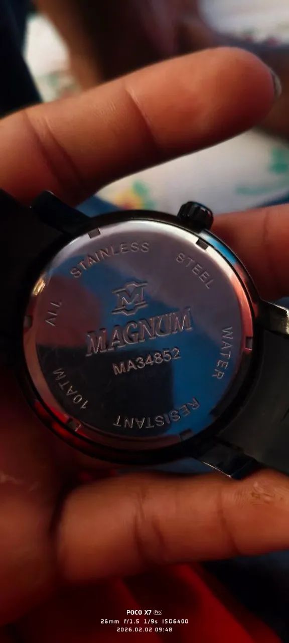 Vendo relógio magnum 