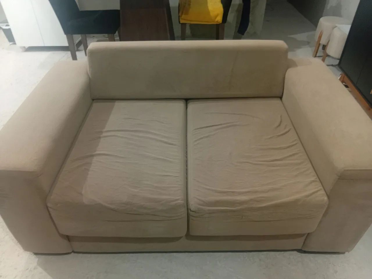 Sofá  2 lugares 