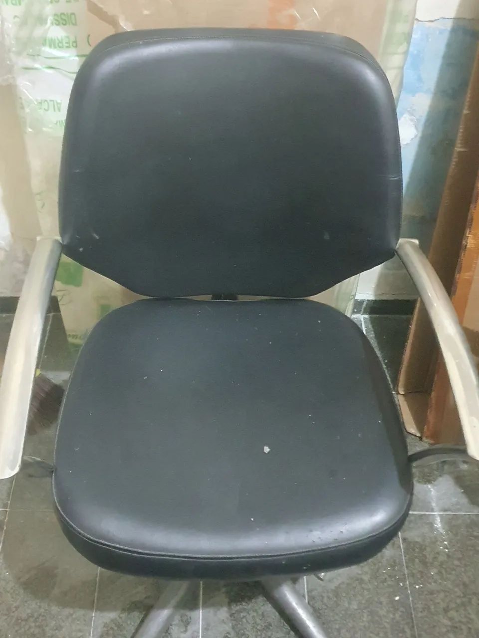 Cadeiras salão de beleza marca conceituada no mercado haisam