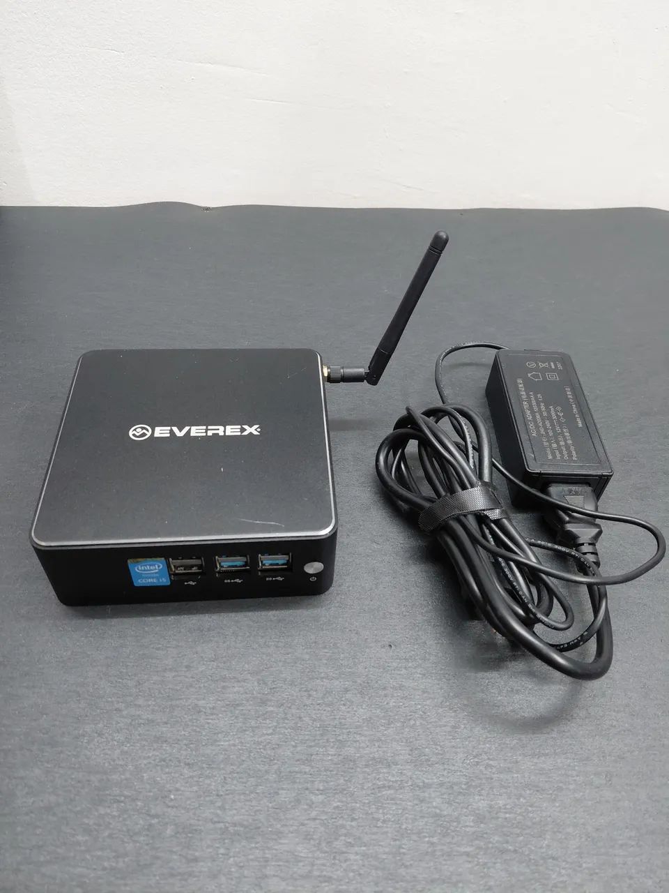 Mini PC Everex - Core i5 / 8GB RAM / SSD 120GB  - Foto 2