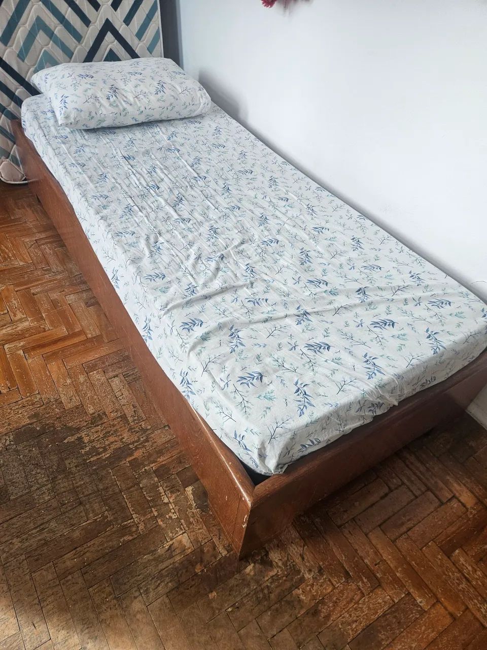 Cama Solteiro Madeira