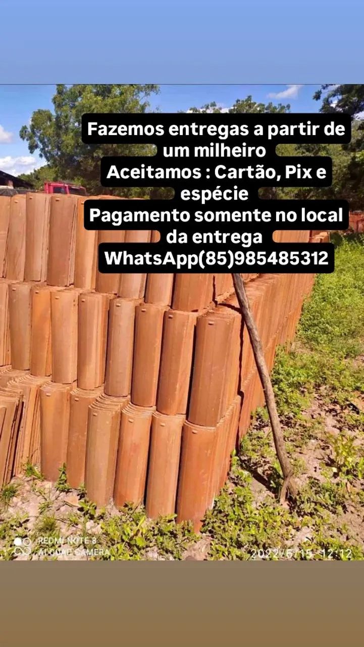 Telha colonial intermediária.