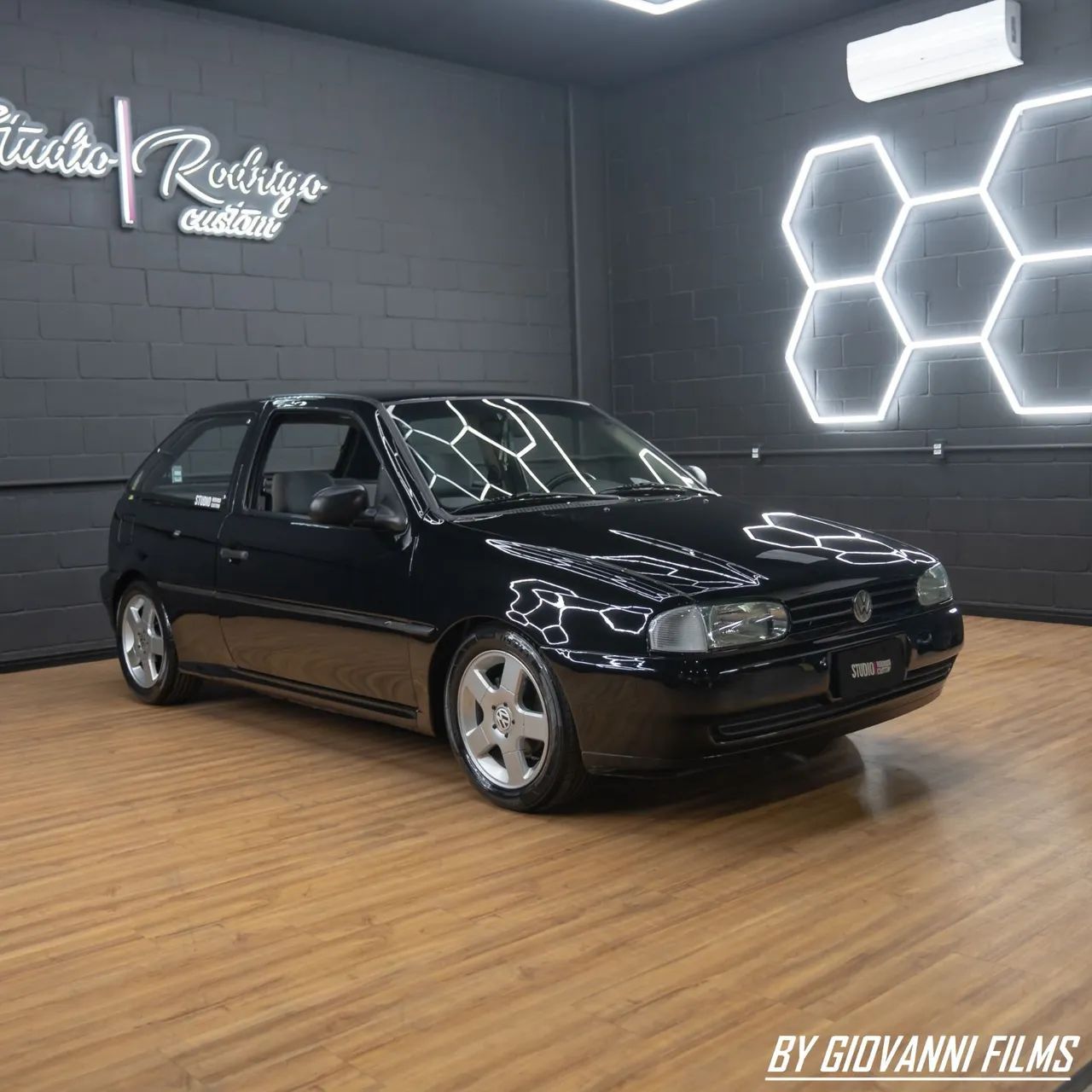 Volkswagen Gol Geração II Rolling Stones 1.6 8V 80cv Gasolina Mec. 2P 1995