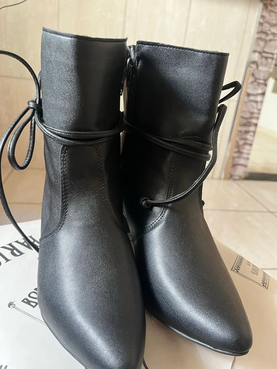 Bota feminina bico fina  - Foto 2