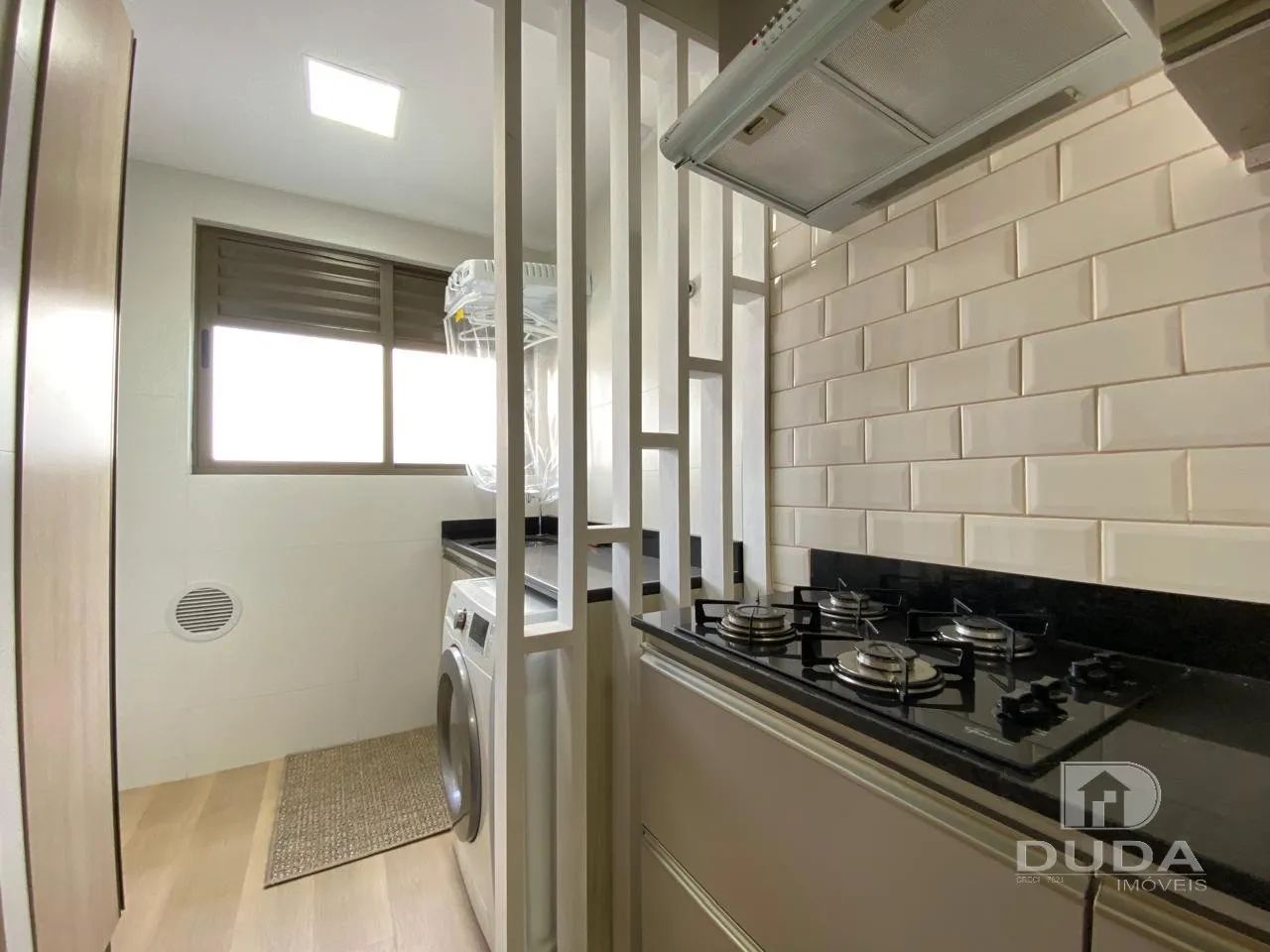 LINDO APARTAMENTO MOBILIADO COM 02 GARAGEM. - Foto 5