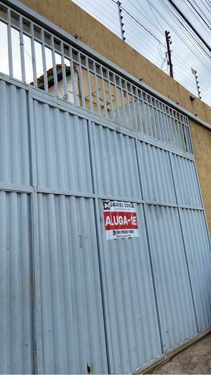 Alugo excelente galpão 