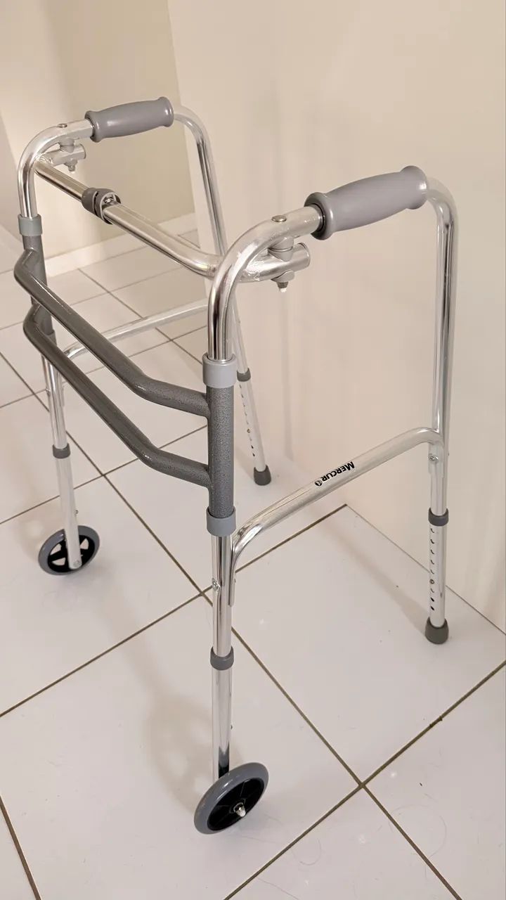Andador com Rodinhas - Foto 5