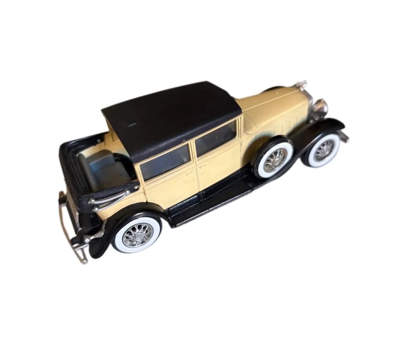 Miniatura Cadillac V16 452A 1931 - Solido 1:43 - Hobbies e