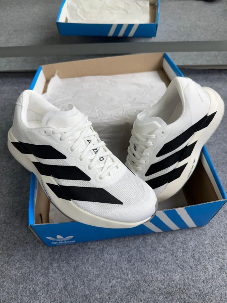 Tênis Adidas Adizero Pro 4  - Foto 4