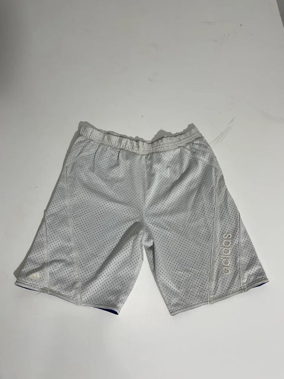 Short adidas original / dupla face - Foto 2