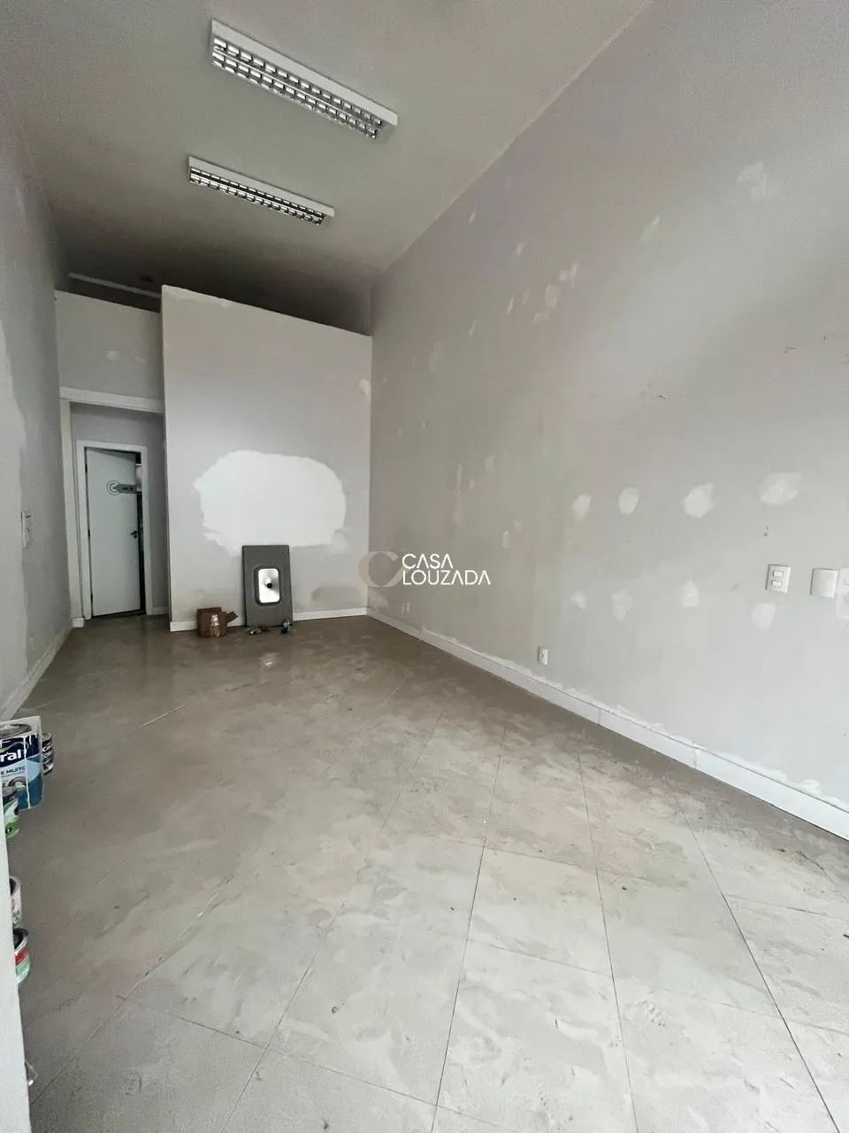 Aluga-se Loja Comercial na Praia da Costa. - Foto 3