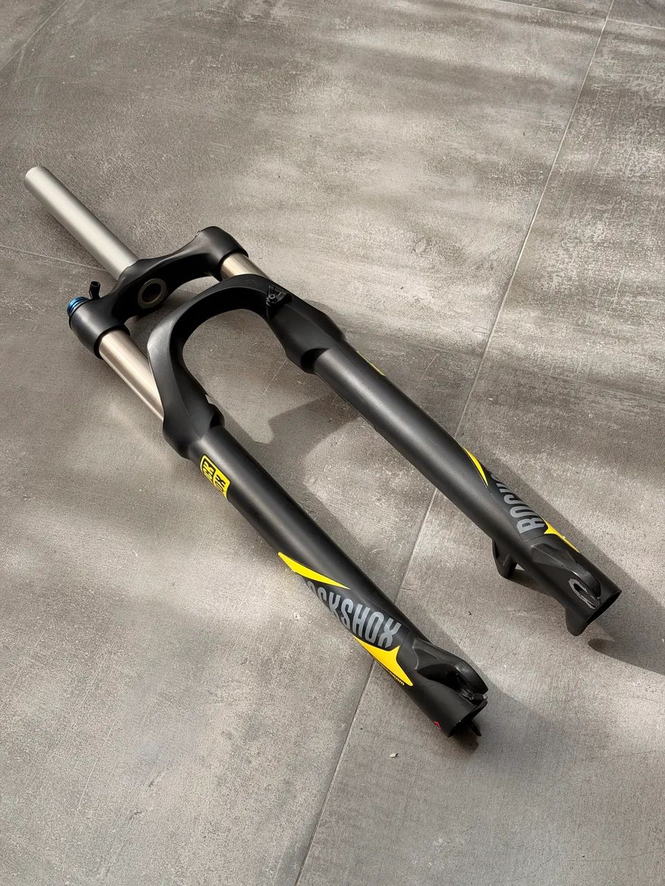 Suspensão Rockshox - XC30 - Aro 29  - Foto 4