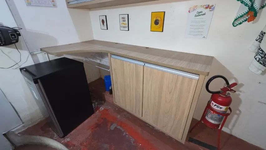 Armário MDF suspenso e bancada - Foto 3