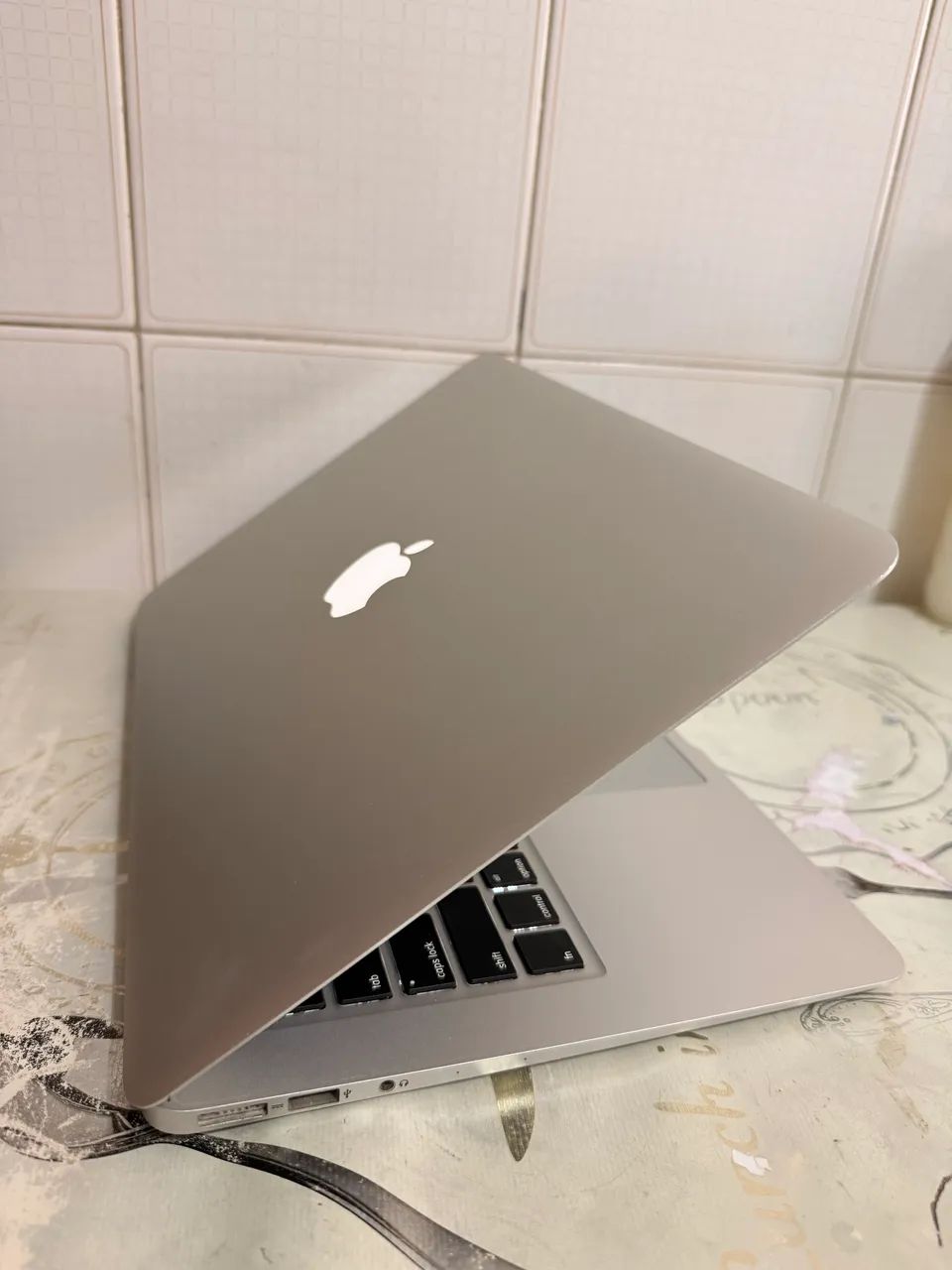 MacBook Air 13,3 core i5 - Notebooks - Nossa Senhora da Abadia