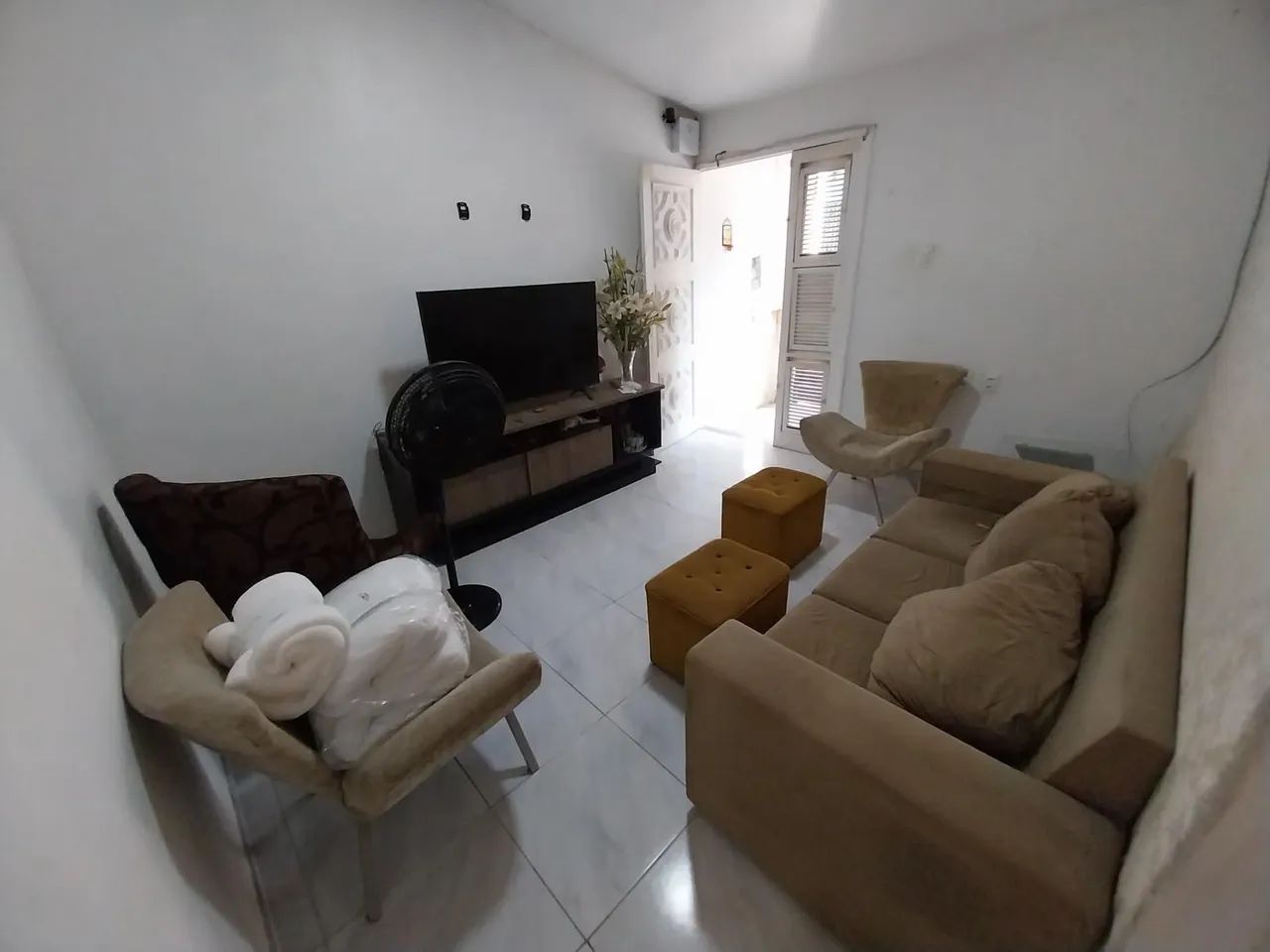 Casa plana com 3 quartos, 2 vagas - Foto 3
