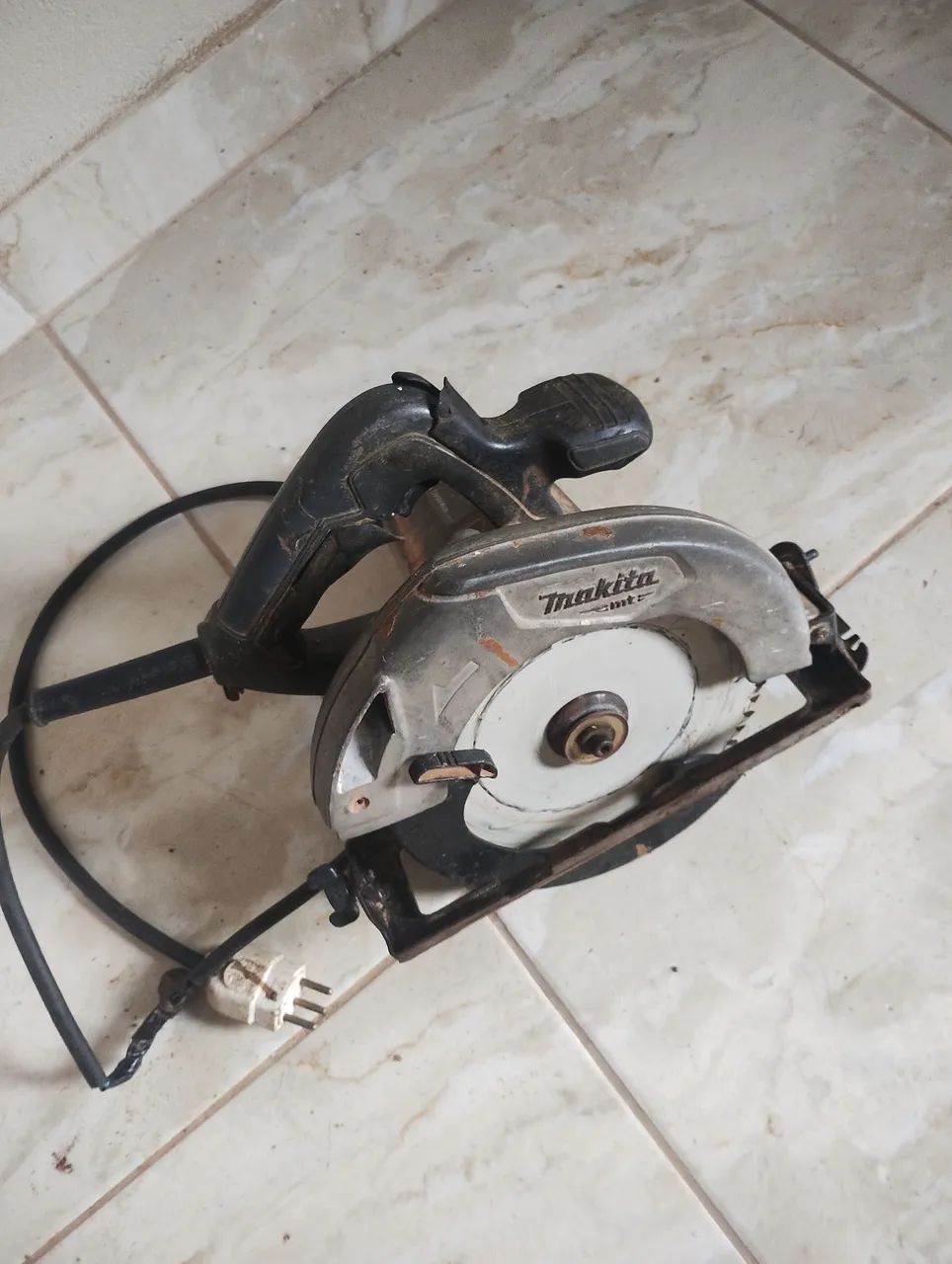 Serra circular makita