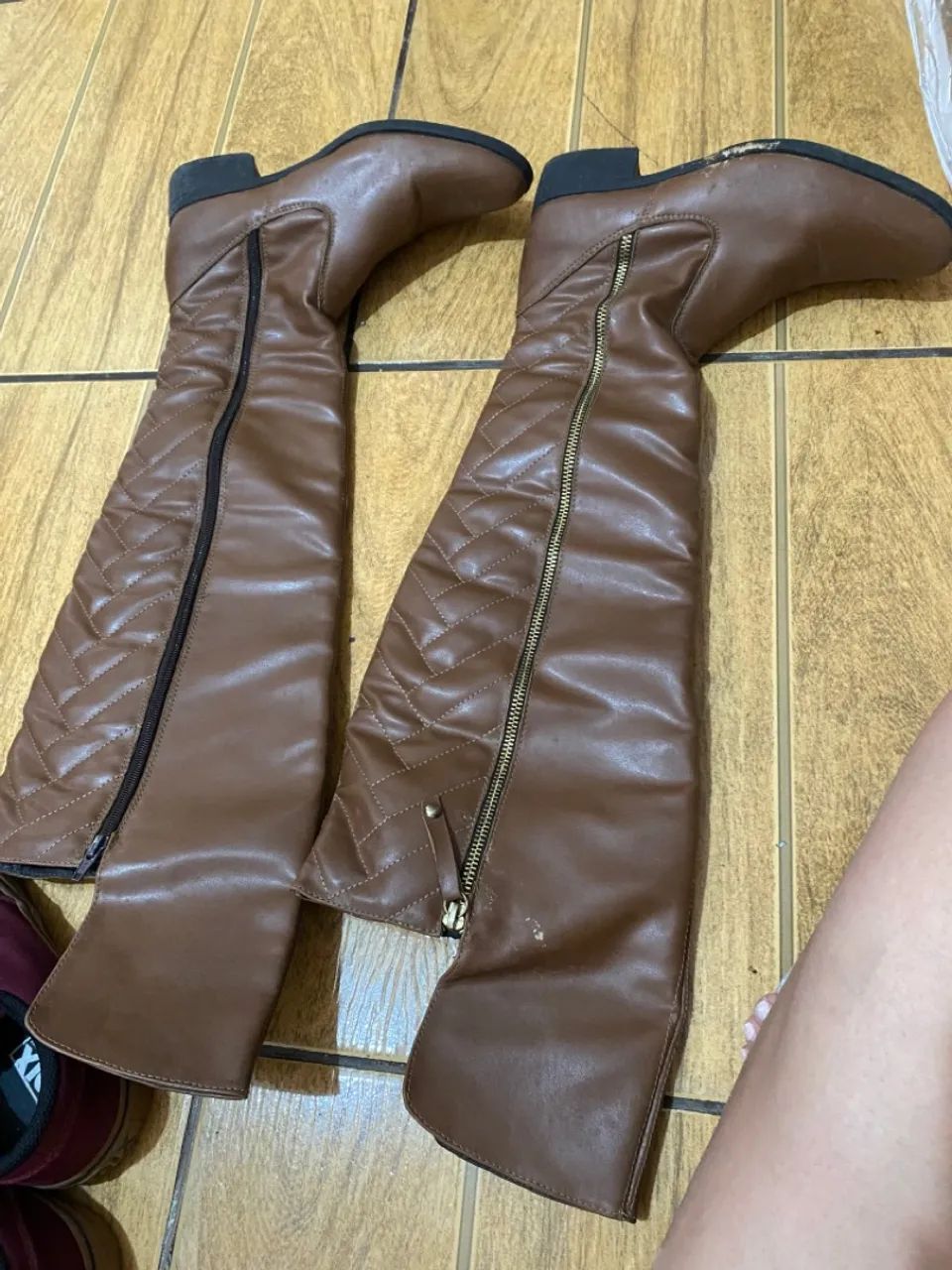 Bota Marrom Cano Alto - 37BR