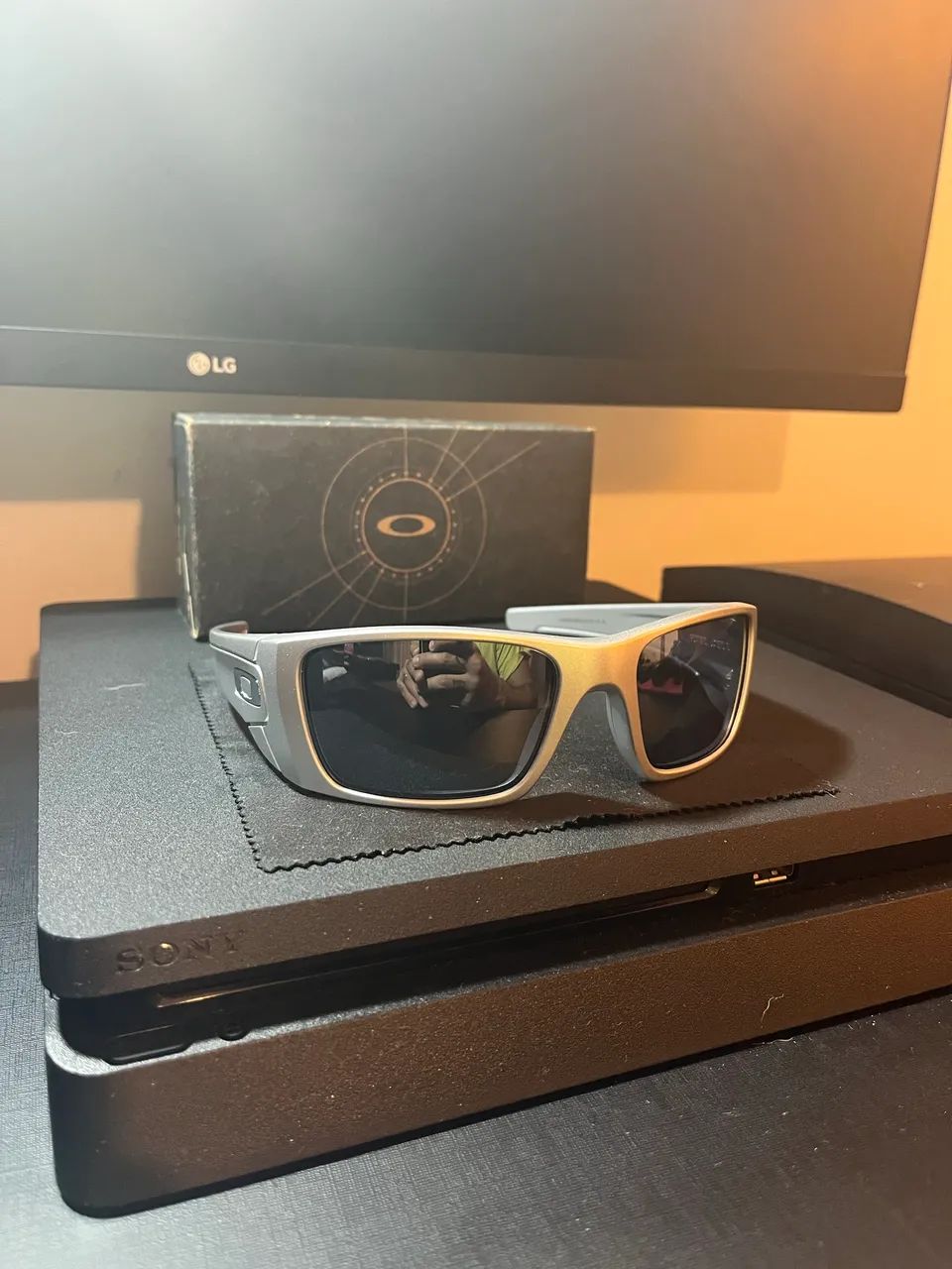 Oakley fuel Cell Frame X Silver lentes Prizm Black NOVA