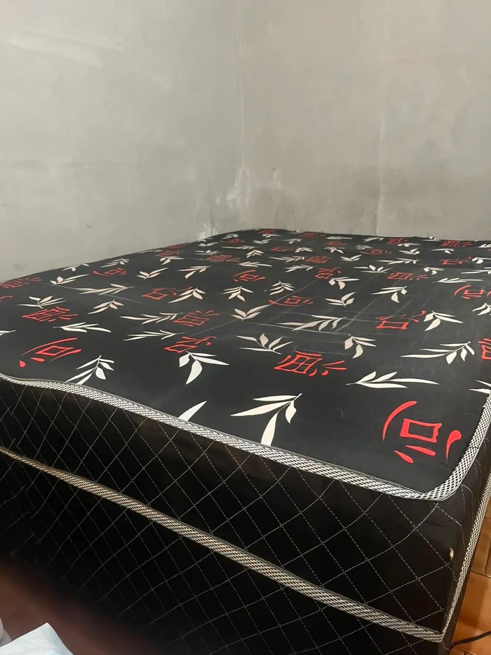 Cama de casal nova 